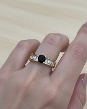 1 Pc Beautiful Stone Ring with Crystal Band