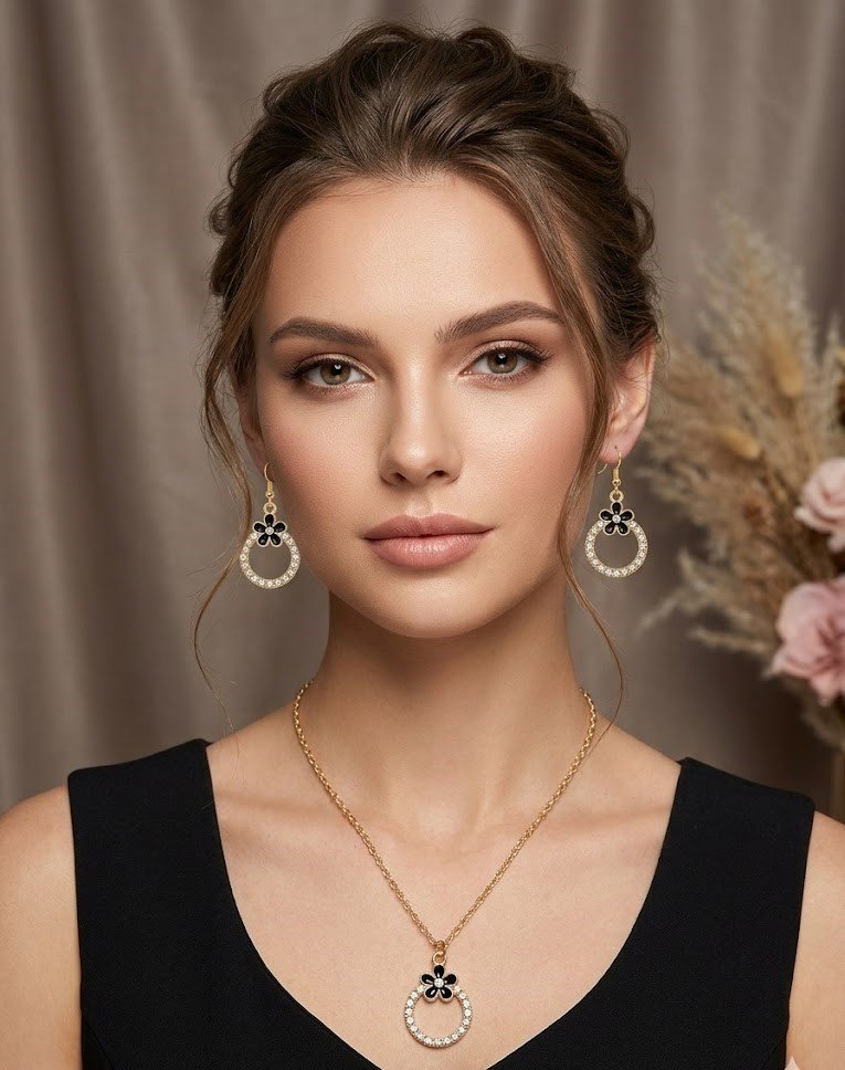 Elegant Floral Circle Pendant Necklace Set