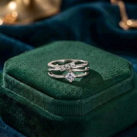 Elegant Geometric Crystal Ring