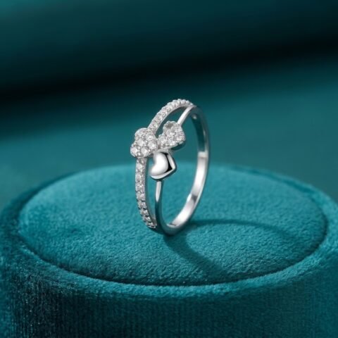 Elegant Double Heart Crystal Ring