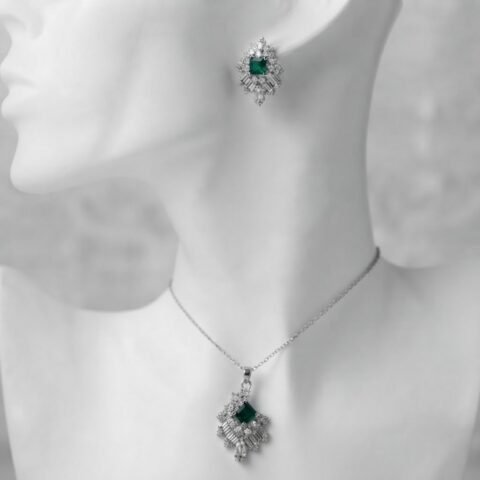 Elegant Artificial Jewellery Set – Necklace & Earrings