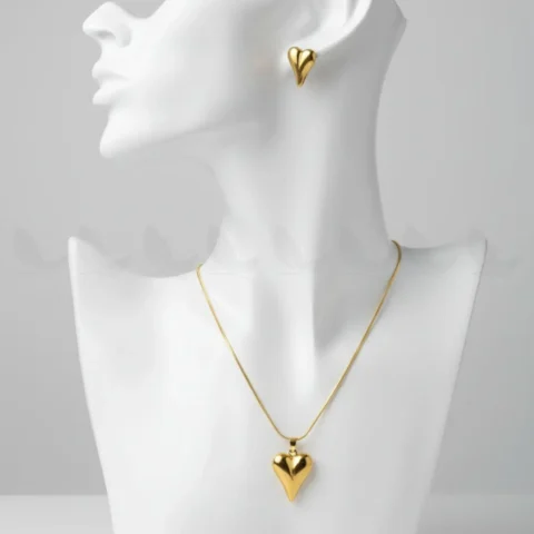 Elegant Heart-Shaped Gold Necklace & Earring Set