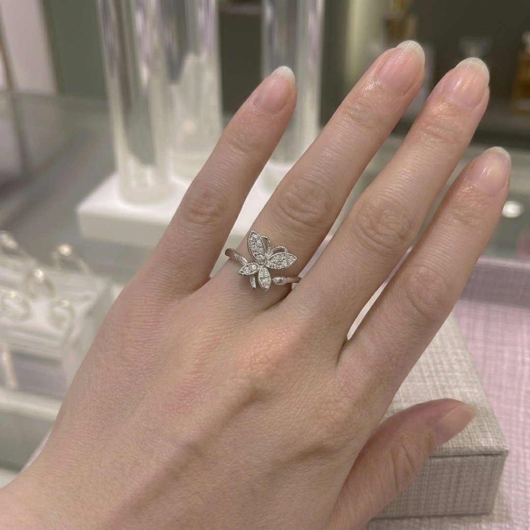 Elegant Butterfly Sparkle Ring
