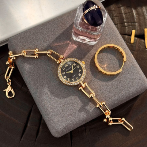 Golden Chain Bracelet Watch for Women – Black Dial with Stone Bezel Quartz Watch