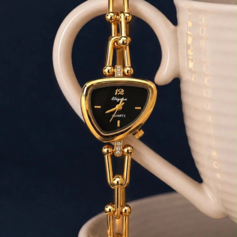 Golden Chain Link Bracelet Watch for Women – Asymmetric Dial Quartz Watch